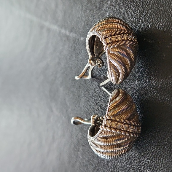 Judith Ripka Diamonique Earrings - Picture 4 of 7